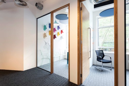 A unicorn inspired meeting room for Stack Exchange